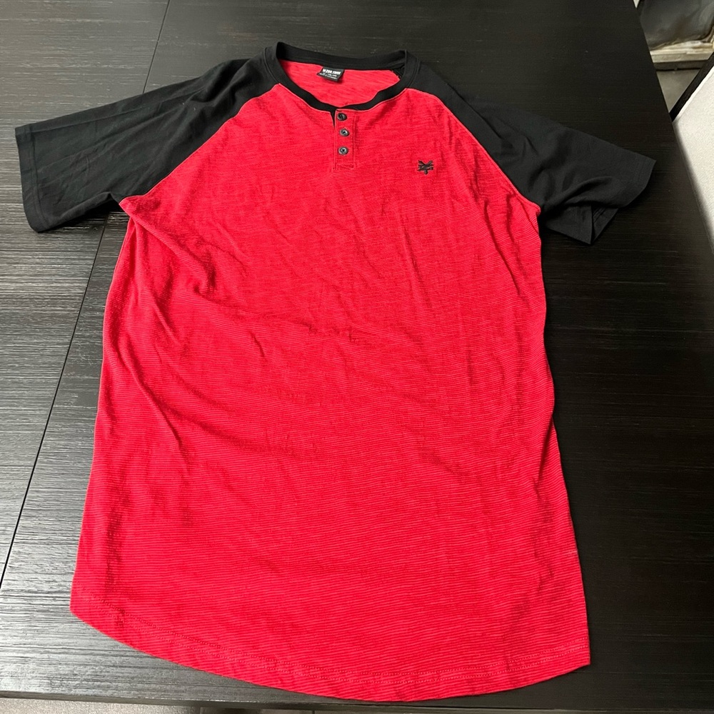 Never worn Zoo York baseball tee shirt, size LG